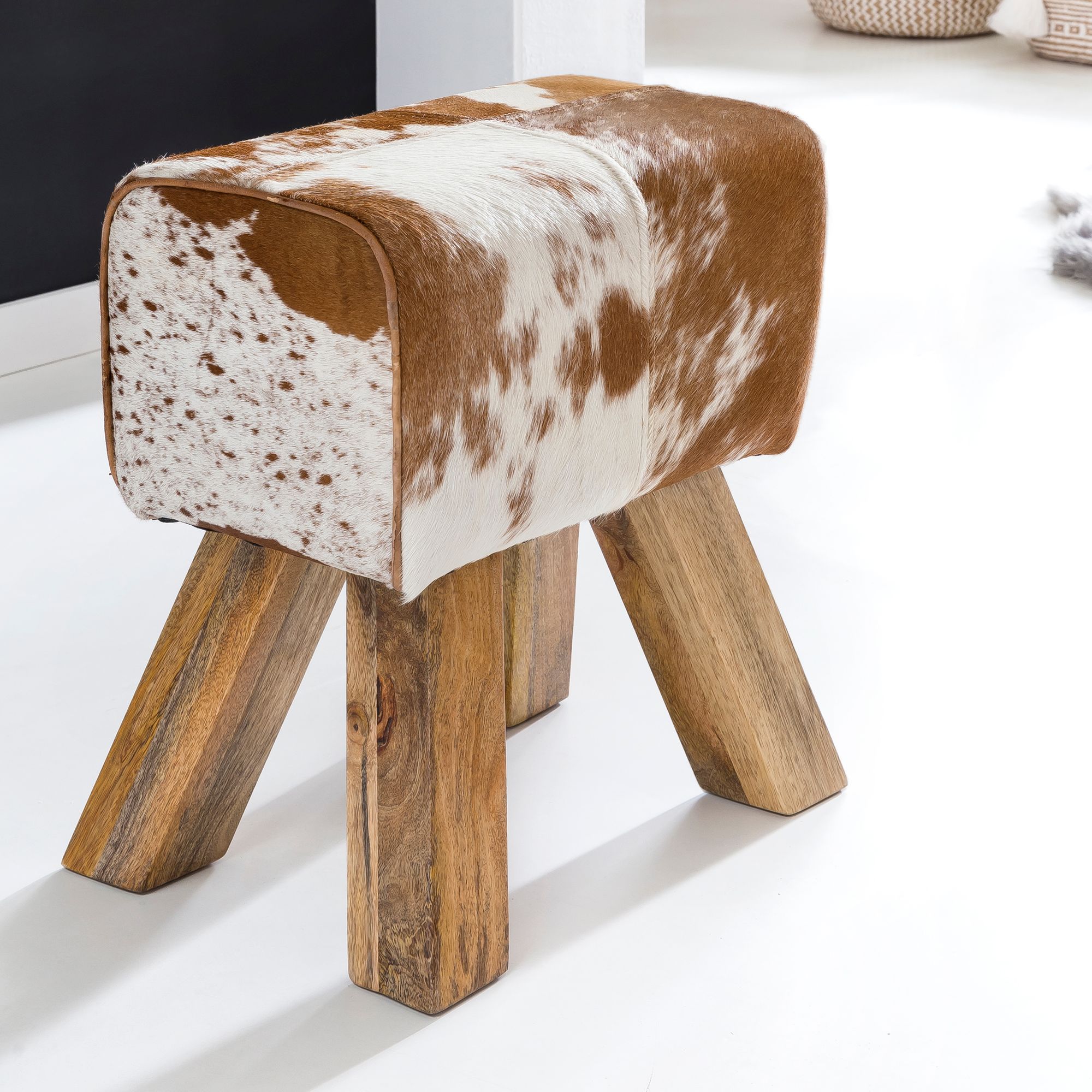 Design Tabouret Turnbock peau de chèvre marron / blanc 40 x 30 x 47 cm