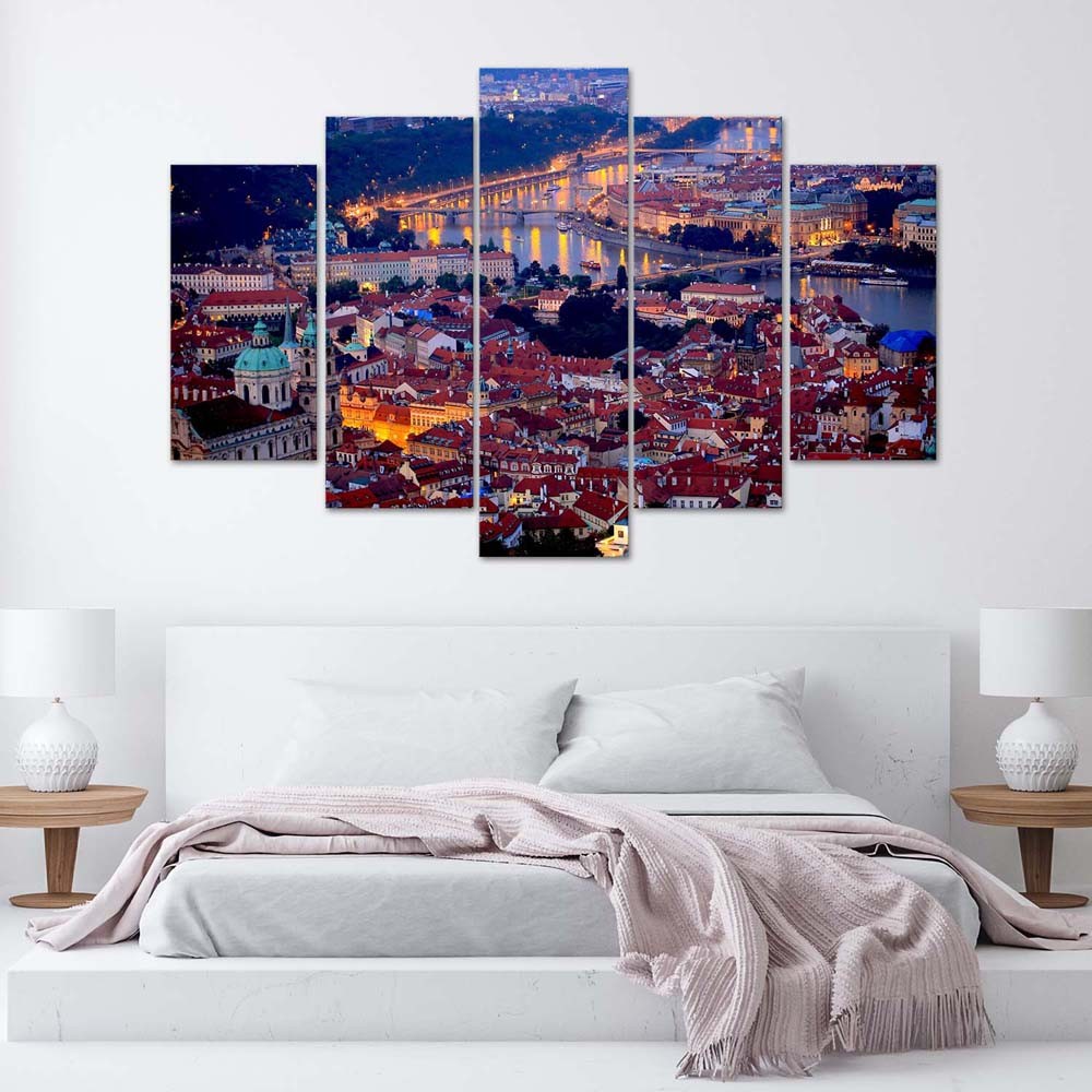 Cadre composé de cinq panneaux avec image de prague au coucher du soleil imprimé sur toile avec finition violette feeby-01